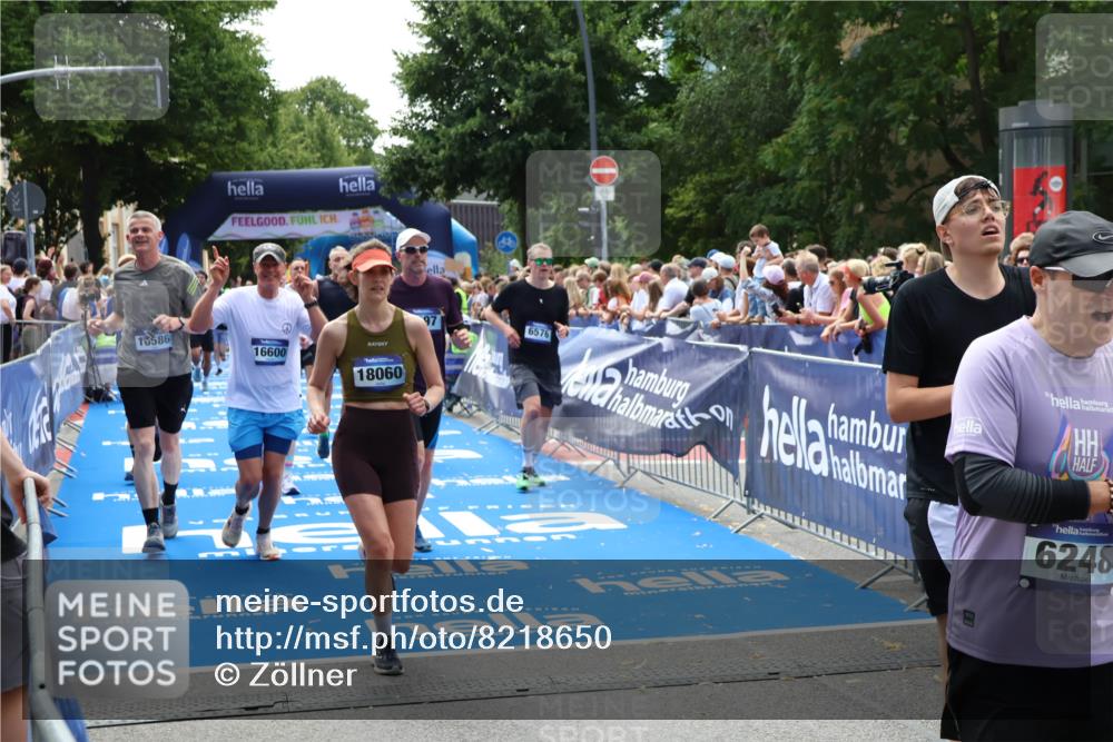 29.06.2025 - hella hamburg halbmarathon Zöllner http://msf.ph/oto/8218650 29.06.2025 11:24:55 Ziel 1269, 4697, 6030, 6576, 7672, 9259, 10649, 12470, 15086, 16586, 16600, 16673, 16833, 17496, 18060 meine-sportfotos.de