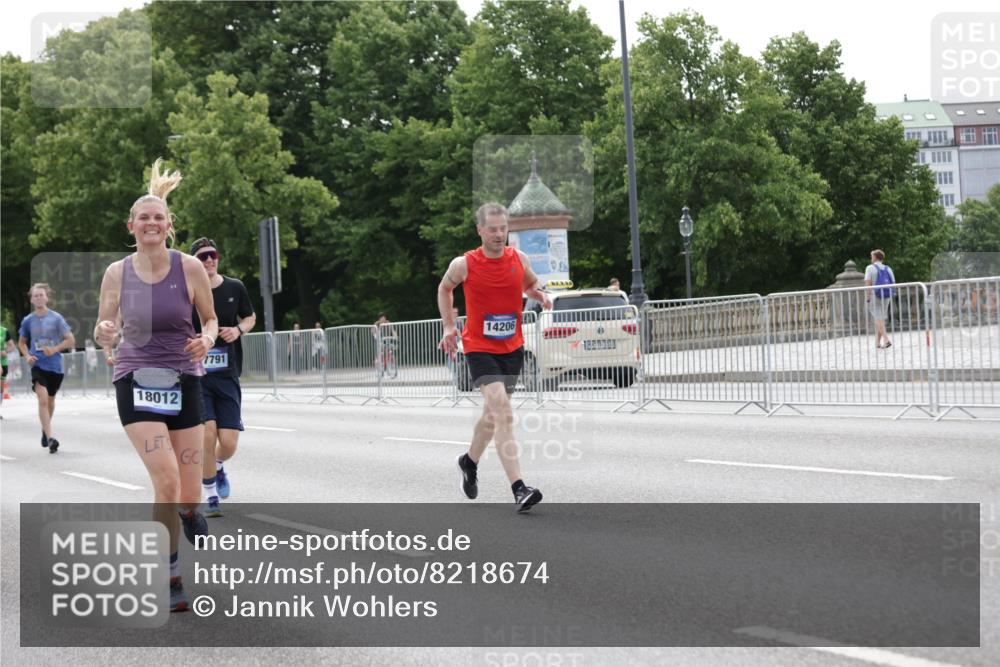 29.06.2025 - hella hamburg halbmarathon Jannik Wohlers http://msf.ph/oto/8218674 29.06.2025 10:27:12 Lombardsbrücke 2080, 3389, 4372, 5285, 6214, 7764, 7978, 8085, 9688, 10158, 10412, 10413, 11256, 12500, 13043, 14206, 16838, 17427, 17791, 18012, 18301, 18766 meine-sportfotos.de