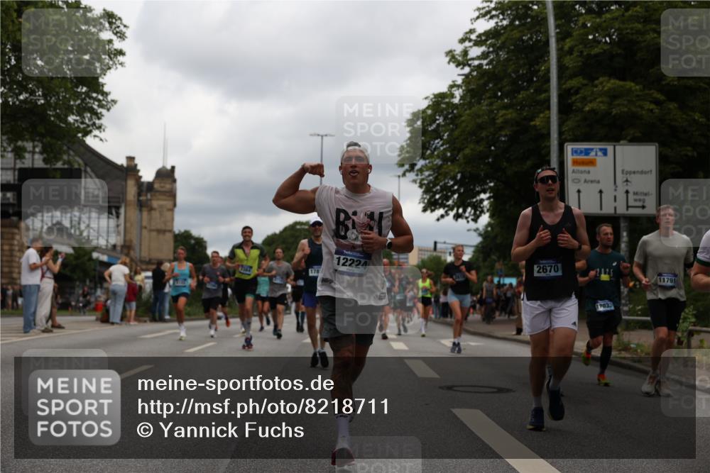 29.06.2025 - hella hamburg halbmarathon Yannick Fuchs http://msf.ph/oto/8218711 29.06.2025 10:45:56 20KM 2287, 2364, 2396, 2397, 2595, 2670, 2818, 4140, 4814, 5008, 5102, 6286, 6390, 6657, 6776, 7409, 7724, 7786, 8371, 8413, 8661, 8710, 8856, 9074, 9082, 9656, 9869, 10115, 11551, 11791, 12224, 12367, 12580, 13015, 13047, 13051, 13726, 13792, 14122, 14561, 14865, 14994, 15356, 15643, 15727, 15829, 15831, 16003, 16179, 16591, 17033, 17682, 17815, 17962, 17978, 17997, 18019, 18475, 18869, 18982 meine-sportfotos.de