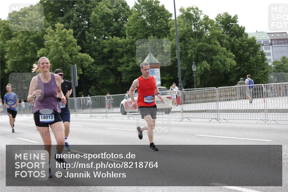 29.06.2025 - hella hamburg halbmarathon Jannik Wohlers http://msf.ph/oto/8218764 29.06.2025 10:27:12 Lombardsbrücke 2080, 3389, 4372, 5285, 6214, 7764, 7978, 8085, 9688, 10158, 10412, 10413, 11256, 12500, 13043, 14206, 16838, 17427, 17791, 18012, 18301, 18766 meine-sportfotos.de