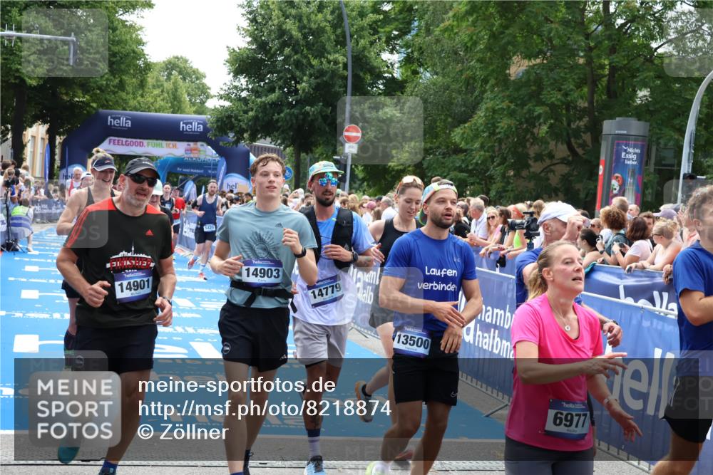 29.06.2025 - hella hamburg halbmarathon Zöllner http://msf.ph/oto/8218874 29.06.2025 11:25:09 Ziel 1131, 3837, 5429, 6899, 8206, 8207, 13366, 13386, 13453, 13500, 14240, 14779, 14901, 14903, 15180, 16863, 16991, 17699, 17954, 18417, 18620 meine-sportfotos.de