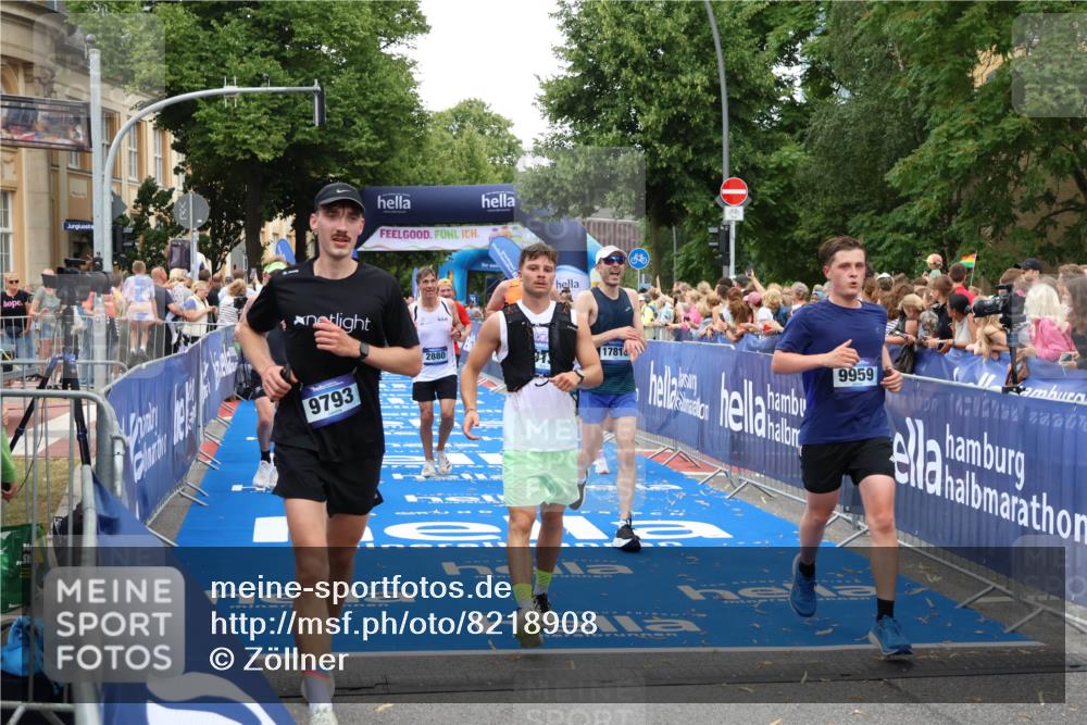 29.06.2025 - hella hamburg halbmarathon Zöllner http://msf.ph/oto/8218908 29.06.2025 10:51:58 Ziel 2818, 2823, 2880, 4033, 4297, 5102, 6390, 7409, 7724, 8856, 9793, 9959, 10057, 13799, 15690, 17815, 17962, 18869, 19137 meine-sportfotos.de