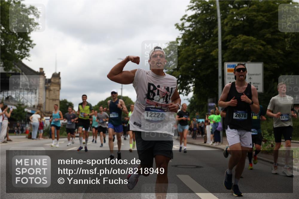 29.06.2025 - hella hamburg halbmarathon Yannick Fuchs http://msf.ph/oto/8218949 29.06.2025 10:45:56 20KM 2287, 2364, 2396, 2397, 2595, 2670, 2818, 4140, 4814, 5008, 5102, 6286, 6390, 6657, 6776, 7409, 7724, 7786, 8371, 8413, 8661, 8710, 8856, 9074, 9082, 9656, 9869, 10115, 11551, 11791, 12224, 12367, 12580, 13015, 13047, 13051, 13726, 13792, 14122, 14561, 14865, 14994, 15356, 15643, 15727, 15829, 15831, 16003, 16179, 16591, 17033, 17682, 17815, 17962, 17978, 17997, 18019, 18475, 18869, 18982 meine-sportfotos.de