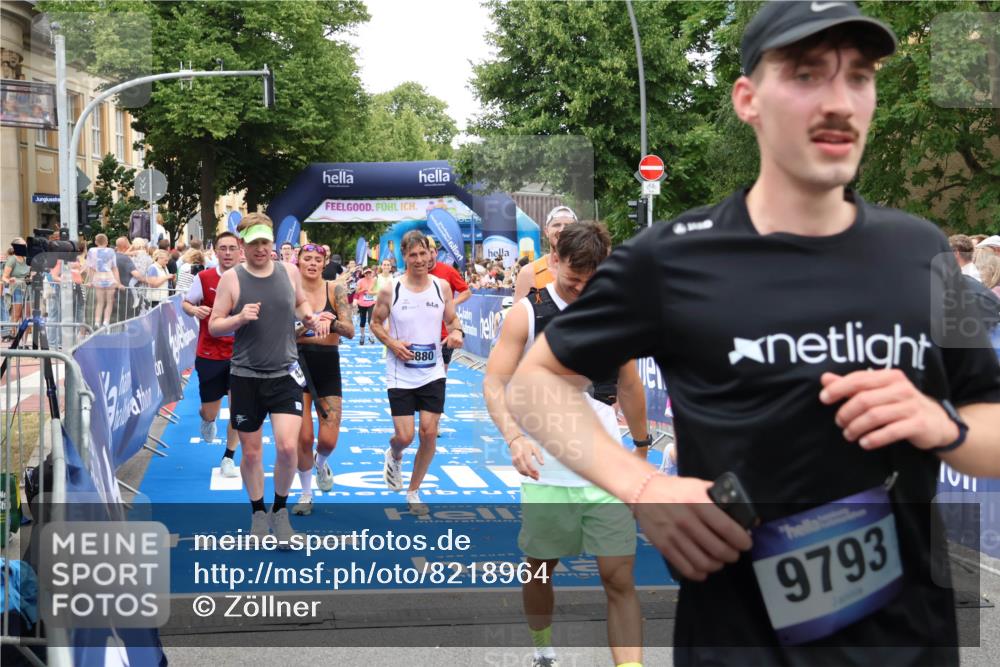 29.06.2025 - hella hamburg halbmarathon Zöllner http://msf.ph/oto/8218964 29.06.2025 10:52:00 Ziel 2818, 2823, 2880, 4033, 4297, 5102, 5336, 6390, 7130, 7409, 7724, 8413, 8856, 8977, 10057, 13799, 15356, 15690, 17815, 17962, 17978, 18869 meine-sportfotos.de
