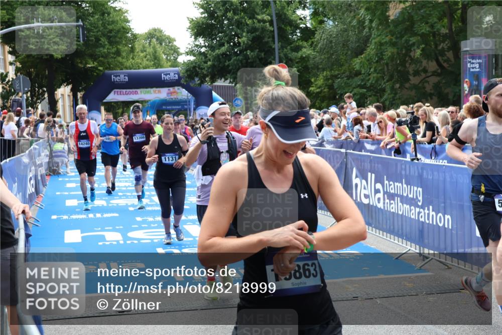 29.06.2025 - hella hamburg halbmarathon Zöllner http://msf.ph/oto/8218999 29.06.2025 11:25:14 Ziel 1131, 3837, 6899, 8206, 8207, 9788, 11634, 12500, 13366, 13386, 13584, 14240, 15180, 16991, 17699, 18007 meine-sportfotos.de