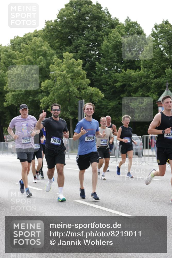 29.06.2025 - hella hamburg halbmarathon Jannik Wohlers http://msf.ph/oto/8219011 29.06.2025 10:27:15 Lombardsbrücke 2080, 3389, 4372, 5285, 6214, 7764, 7978, 8085, 9688, 10158, 10412, 10413, 11256, 12500, 13043, 14206, 16838, 17427, 17791, 18012, 18301, 18626, 18766 meine-sportfotos.de