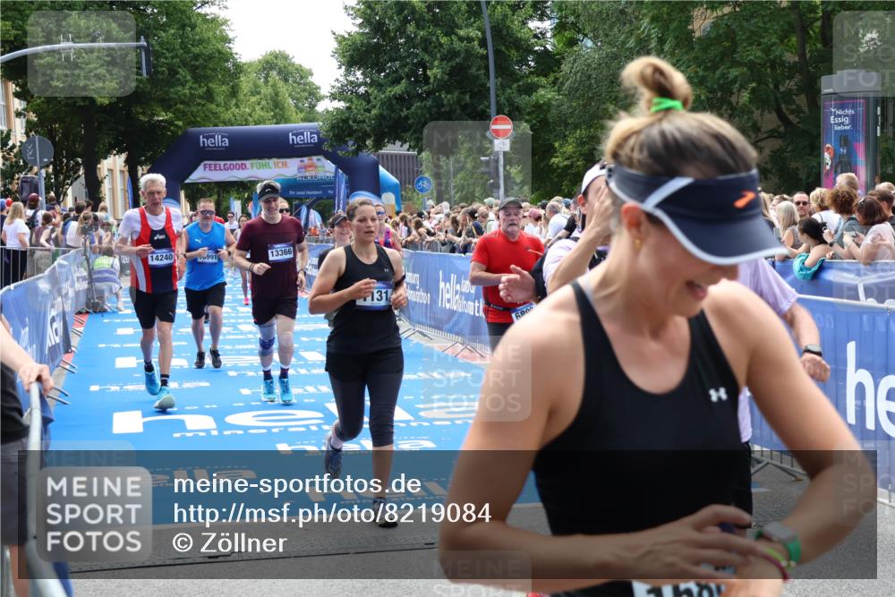 29.06.2025 - hella hamburg halbmarathon Zöllner http://msf.ph/oto/8219084 29.06.2025 11:25:15 Ziel 1131, 3837, 6899, 9788, 11376, 11634, 12500, 13366, 13386, 13584, 14240, 15180, 16991, 17699, 18007 meine-sportfotos.de