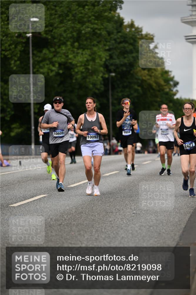 29.06.2025 - hella hamburg halbmarathon Dr. Thomas Lammeyer http://msf.ph/oto/8219098 29.06.2025 10:12:57 Kennedybrücke 1147, 1188, 1823, 2427, 2978, 3762, 4592, 4859, 5885, 6590, 6674, 7198, 7348, 7453, 9457, 9718, 9823, 9951, 9958, 10035, 10092, 10194, 10609, 10857 meine-sportfotos.de