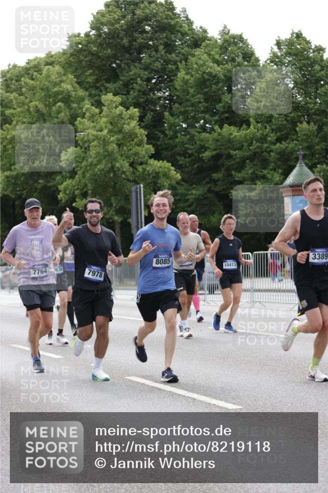 29.06.2025 - hella hamburg halbmarathon Jannik Wohlers http://msf.ph/oto/8219118 29.06.2025 10:27:15 Lombardsbrücke 2080, 3389, 4372, 5285, 6214, 7764, 7978, 8085, 9688, 10158, 10412, 10413, 11256, 12500, 13043, 14206, 16838, 17427, 17791, 18012, 18301, 18626, 18766 meine-sportfotos.de