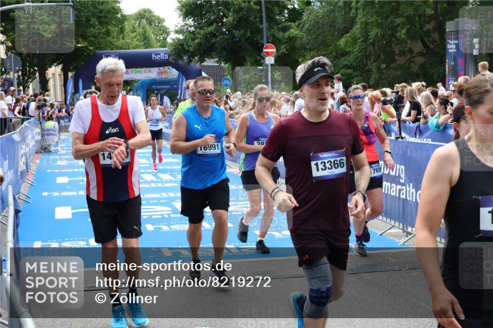 29.06.2025 - hella hamburg halbmarathon Zöllner http://msf.ph/oto/8219272 29.06.2025 11:25:18 Ziel 3837, 9788, 11376, 11634, 12500, 13584, 15402, 16991, 17699, 18007 meine-sportfotos.de