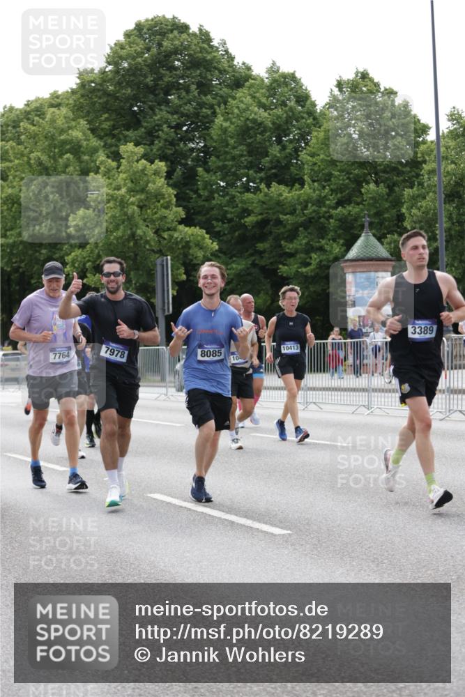 29.06.2025 - hella hamburg halbmarathon Jannik Wohlers http://msf.ph/oto/8219289 29.06.2025 10:27:16 Lombardsbrücke 2080, 3389, 4372, 5285, 6214, 7764, 7978, 8085, 9688, 10158, 10412, 10413, 12500, 13043, 14206, 16838, 17427, 17791, 18012, 18301, 18626, 18766 meine-sportfotos.de