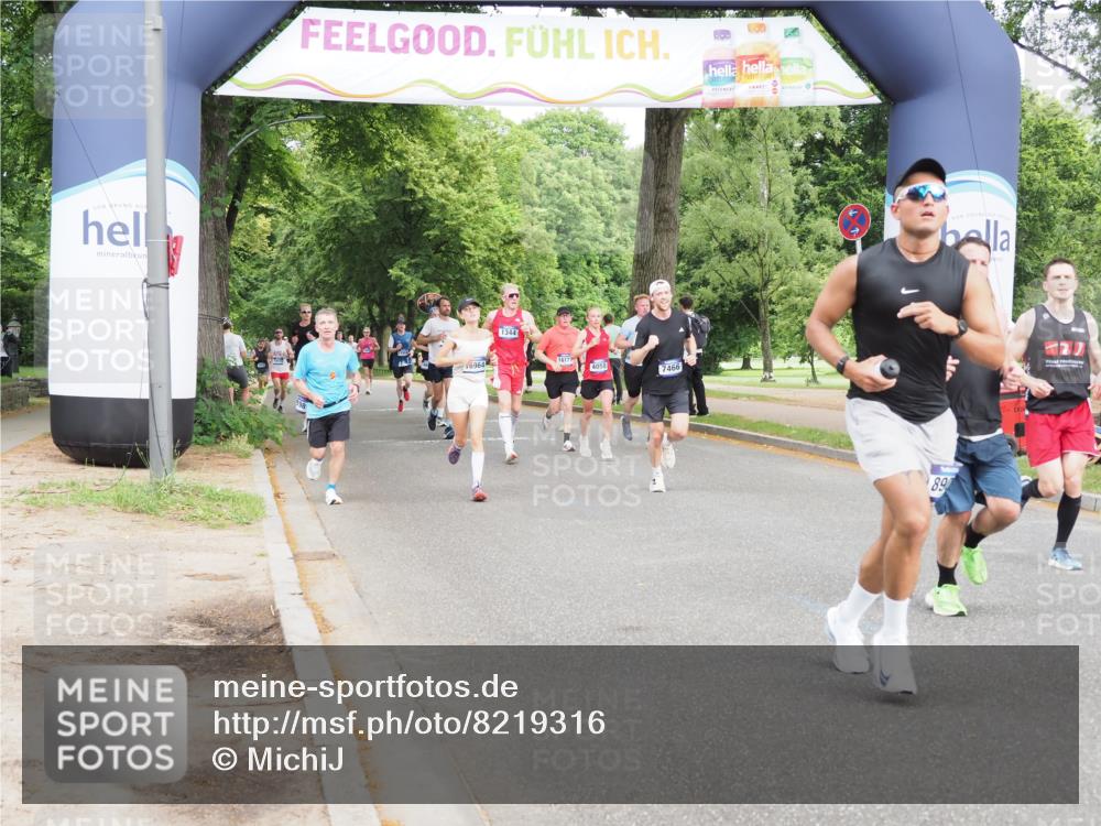 29.06.2025 - hella hamburg halbmarathon MichiJ http://msf.ph/oto/8219316 29.06.2025 10:24:08 Zwischen KM18-KM19 7466, 7867, 8901, 12204, 13343, 14952, 15390, 18419 meine-sportfotos.de