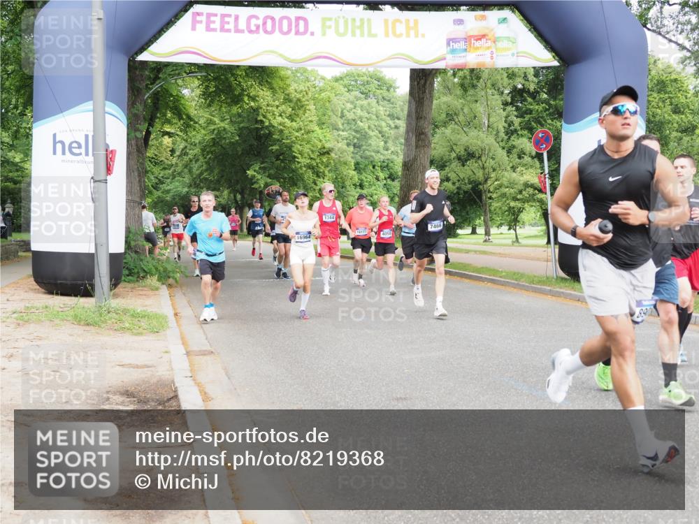 29.06.2025 - hella hamburg halbmarathon MichiJ http://msf.ph/oto/8219368 29.06.2025 10:24:08 Zwischen KM18-KM19 7466, 7867, 8901, 12204, 13343, 14952, 15390, 18419 meine-sportfotos.de