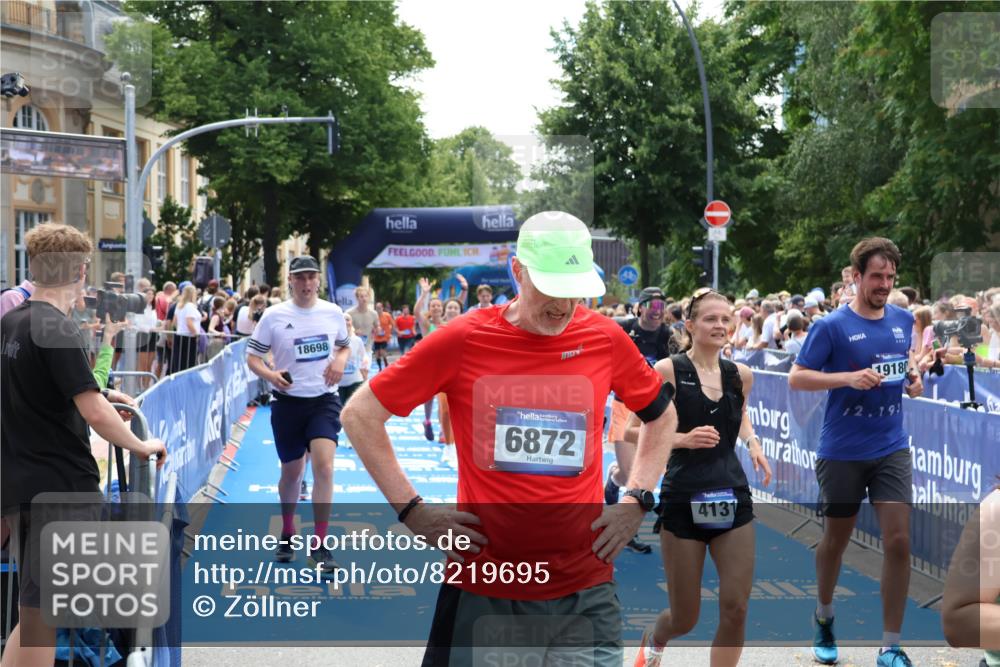29.06.2025 - hella hamburg halbmarathon Zöllner http://msf.ph/oto/8219695 29.06.2025 11:25:32 Ziel 4113, 4793, 5035, 5041, 6676, 9642, 13206, 14055, 15608, 16487, 17027, 17052, 18698, 19180 meine-sportfotos.de
