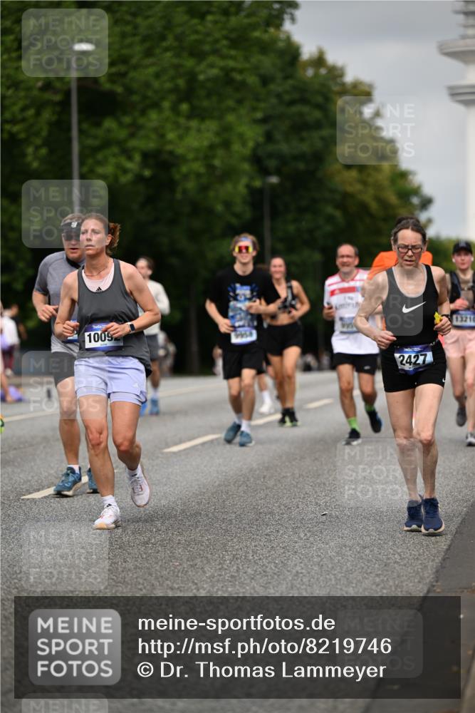 29.06.2025 - hella hamburg halbmarathon Dr. Thomas Lammeyer http://msf.ph/oto/8219746 29.06.2025 10:12:58 Kennedybrücke 1147, 1188, 1823, 2427, 2978, 3762, 4592, 4859, 5885, 6674, 7198, 7348, 9457, 9718, 9823, 9951, 9958, 10035, 10092, 10194, 10609, 10857 meine-sportfotos.de