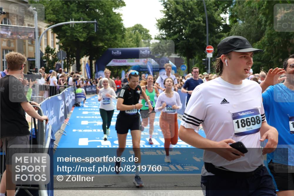 29.06.2025 - hella hamburg halbmarathon Zöllner http://msf.ph/oto/8219760 29.06.2025 11:25:34 Ziel 3088, 4113, 4793, 5035, 5041, 6676, 9642, 13206, 14055, 14143, 15608, 16487, 18818 meine-sportfotos.de