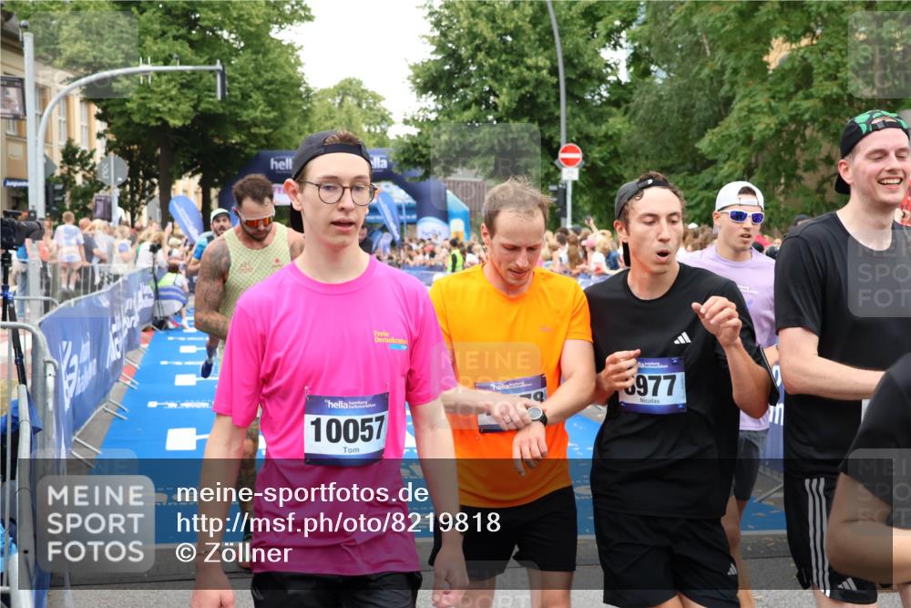 29.06.2025 - hella hamburg halbmarathon Zöllner http://msf.ph/oto/8219818 29.06.2025 10:52:09 Ziel 1482, 2397, 2595, 5093, 5336, 5378, 7732, 12580, 13726, 14248, 15356, 15506, 15829, 16179, 16666, 17033, 18801 meine-sportfotos.de