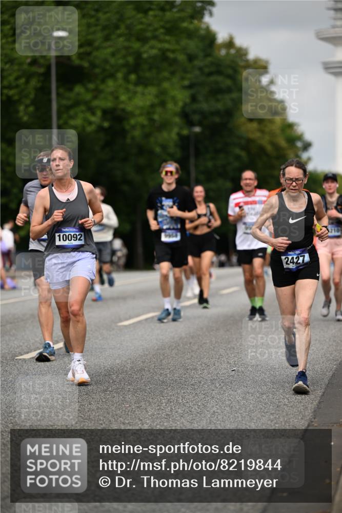 29.06.2025 - hella hamburg halbmarathon Dr. Thomas Lammeyer http://msf.ph/oto/8219844 29.06.2025 10:12:59 Kennedybrücke 1147, 1188, 1823, 2427, 2978, 3762, 4592, 4859, 5885, 6674, 7198, 7348, 9718, 9823, 9951, 9958, 10035, 10092, 10194, 10609, 10857 meine-sportfotos.de
