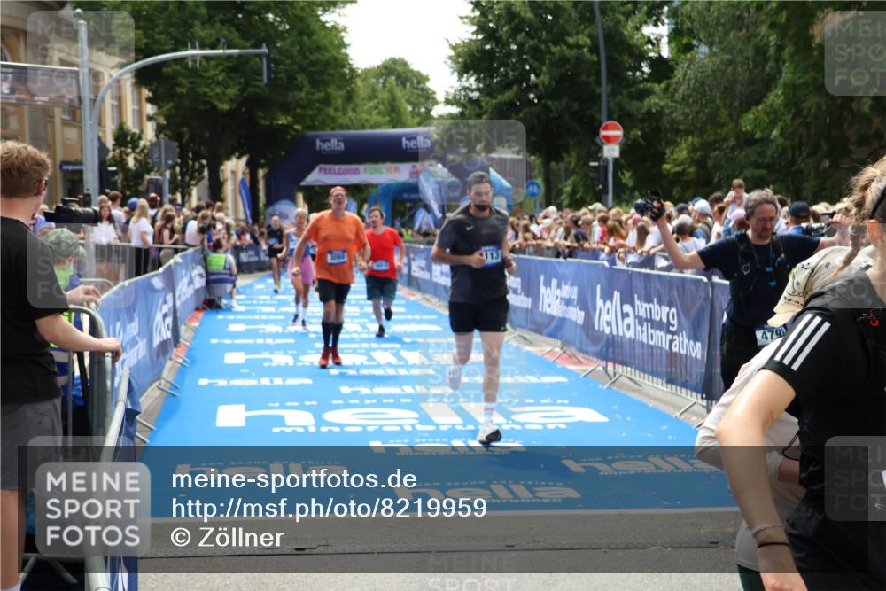 29.06.2025 - hella hamburg halbmarathon Zöllner http://msf.ph/oto/8219959 29.06.2025 11:25:39 Ziel 3088, 4113, 4793, 6160, 12996, 14095, 14143, 15129, 16838, 18818 meine-sportfotos.de