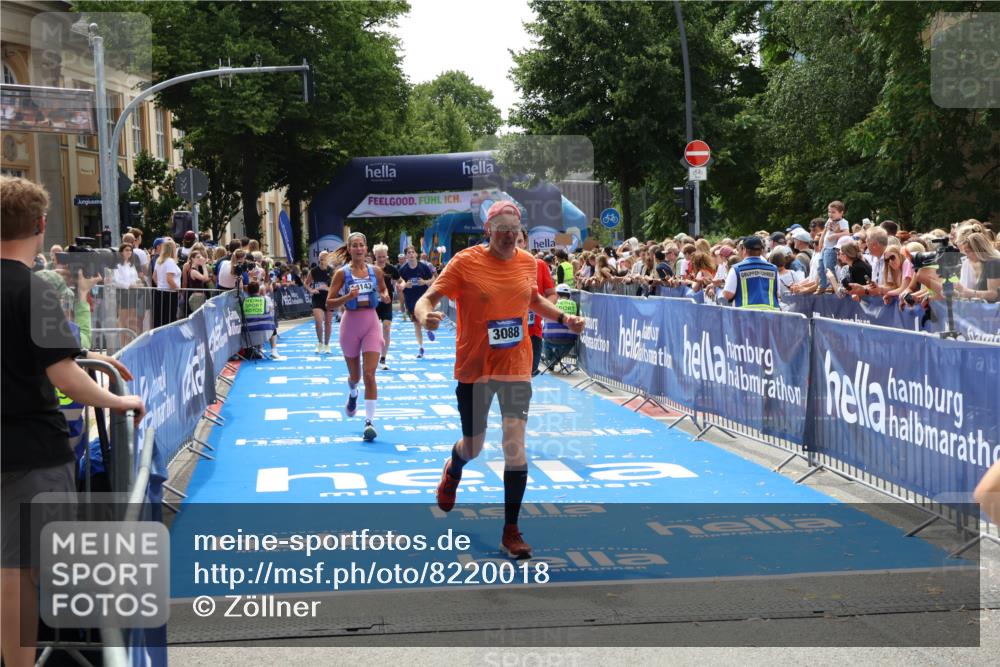 29.06.2025 - hella hamburg halbmarathon Zöllner http://msf.ph/oto/8220018 29.06.2025 11:25:41 Ziel 3088, 6160, 12996, 14095, 14143, 15129, 16838, 18818 meine-sportfotos.de