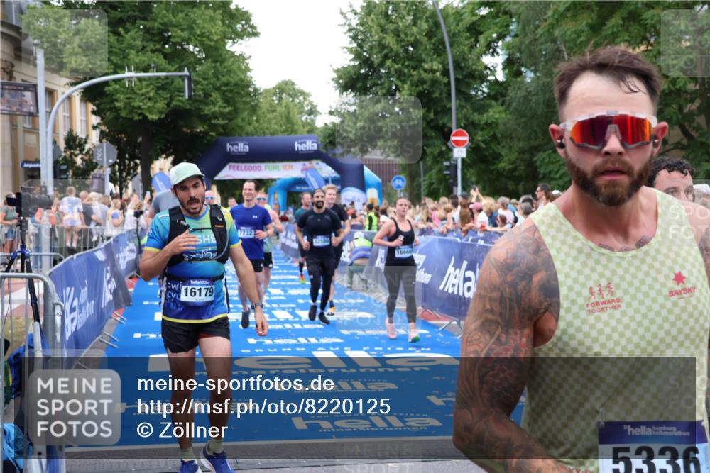 29.06.2025 - hella hamburg halbmarathon Zöllner http://msf.ph/oto/8220125 29.06.2025 10:52:12 Ziel 1482, 2397, 2595, 5032, 5093, 5378, 6897, 7732, 9082, 12135, 12580, 13726, 14248, 14300, 15275, 15829, 16003, 16179, 16320, 16591, 16666, 17033, 17130, 18475, 18801 meine-sportfotos.de
