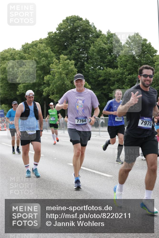 29.06.2025 - hella hamburg halbmarathon Jannik Wohlers http://msf.ph/oto/8220211 29.06.2025 10:27:17 Lombardsbrücke 2080, 3389, 4372, 5177, 5285, 6214, 7764, 7978, 8085, 9688, 10158, 10412, 10413, 13043, 14206, 16838, 17427, 17791, 18012, 18301, 18626, 18766 meine-sportfotos.de
