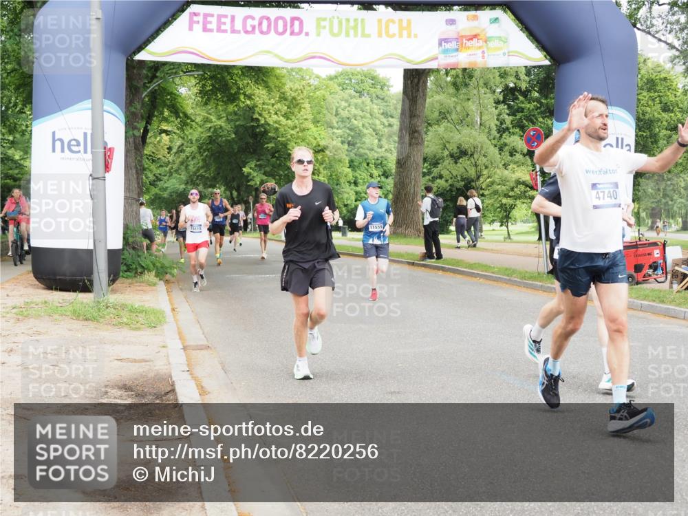 29.06.2025 - hella hamburg halbmarathon MichiJ http://msf.ph/oto/8220256 29.06.2025 10:24:13 Zwischen KM18-KM19 1344, 4050, 4740, 7466, 8901, 10771, 11559, 11898, 12204, 13343, 13419, 14603, 14952, 15390, 15991, 16964 meine-sportfotos.de