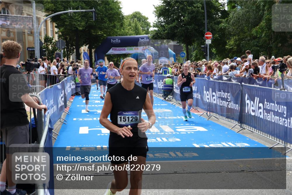 29.06.2025 - hella hamburg halbmarathon Zöllner http://msf.ph/oto/8220279 29.06.2025 11:25:49 Ziel 2925, 3247, 6287, 8127, 10167, 10172, 10754, 17080, 17593, 17594 meine-sportfotos.de