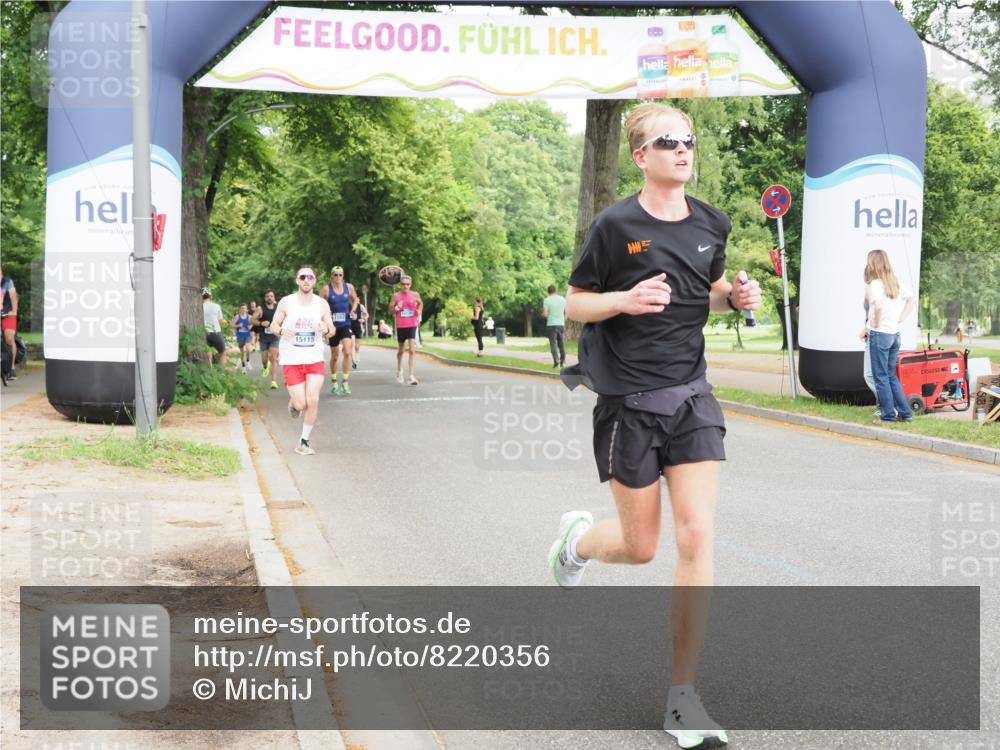 29.06.2025 - hella hamburg halbmarathon MichiJ http://msf.ph/oto/8220356 29.06.2025 10:24:14 Zwischen KM18-KM19 1344, 4050, 4740, 7466, 8901, 10771, 11559, 11898, 12204, 13343, 13419, 14603, 15115, 15390, 15991, 16964 meine-sportfotos.de