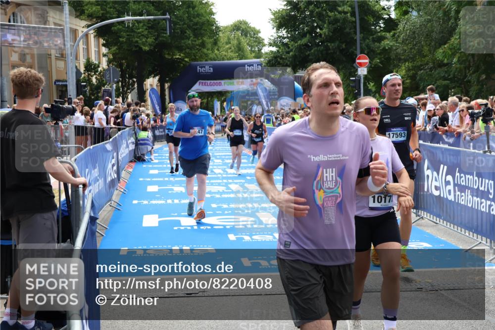 29.06.2025 - hella hamburg halbmarathon Zöllner http://msf.ph/oto/8220408 29.06.2025 11:25:53 Ziel 1048, 2925, 3247, 3363, 10167, 10754, 10966, 17080, 17593, 17594, 18755, 18976 meine-sportfotos.de