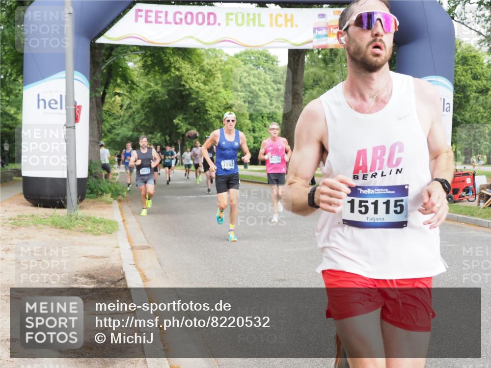 29.06.2025 - hella hamburg halbmarathon MichiJ http://msf.ph/oto/8220532 29.06.2025 10:24:17 Zwischen KM18-KM19 1344, 4050, 4740, 6032, 10771, 11559, 11898, 13419, 14603, 15115, 15991, 16964 meine-sportfotos.de