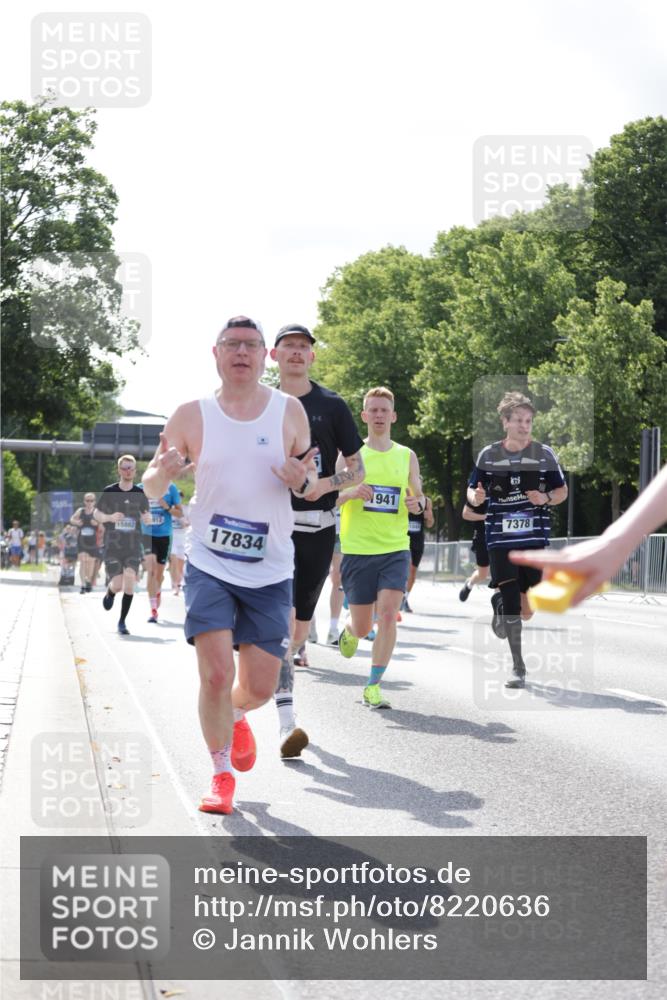 29.06.2025 - hella hamburg halbmarathon Jannik Wohlers http://msf.ph/oto/8220636 29.06.2025 09:50:51 Lombardsbrücke 1136, 1256, 1912, 1941, 1962, 2579, 3700, 4854, 4888, 4889, 5275, 5387, 6593, 6721, 6901, 7116, 7284, 7378, 7693, 7962, 8122, 8319, 8966, 9262, 9313, 9371, 9755, 9833, 9885, 10193, 10415, 10469, 11049, 11907, 11922, 12153, 12385, 12434, 12808, 12915, 13268, 13525, 14093, 14201, 14210, 14447, 14811, 14816, 15424, 15654, 15706, 15862, 16224, 16295, 16656, 16761, 17492, 17668, 17834, 18274, 18650, 18963 meine-sportfotos.de