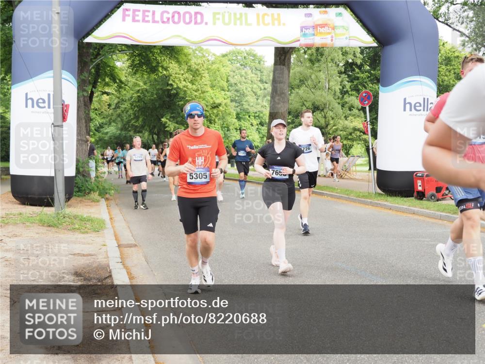 29.06.2025 - hella hamburg halbmarathon MichiJ http://msf.ph/oto/8220688 29.06.2025 10:48:45 Zwischen KM18-KM19 1188, 1568, 1726, 1823, 2582, 5299, 5305, 6602, 7658, 8730, 12125, 14574, 16128, 16145 meine-sportfotos.de