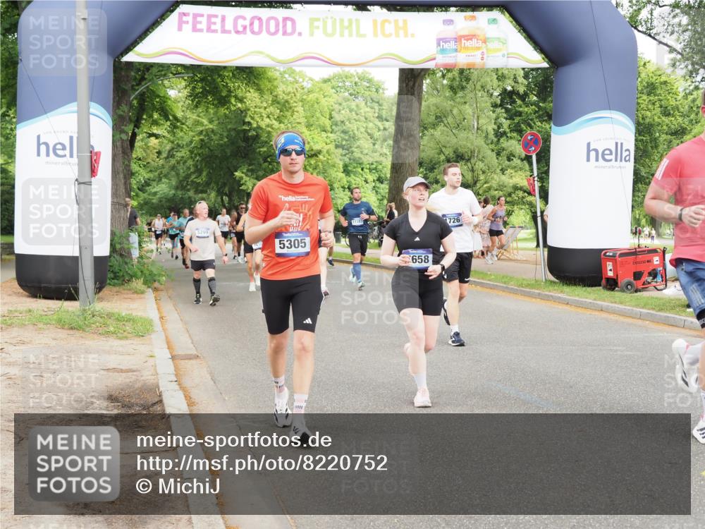 29.06.2025 - hella hamburg halbmarathon MichiJ http://msf.ph/oto/8220752 29.06.2025 10:48:45 Zwischen KM18-KM19 1188, 1568, 1726, 1823, 2582, 5299, 5305, 6602, 7658, 8730, 12125, 14574, 16128, 16145 meine-sportfotos.de