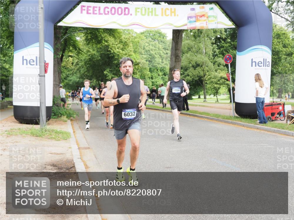 29.06.2025 - hella hamburg halbmarathon MichiJ http://msf.ph/oto/8220807 29.06.2025 10:24:20 Zwischen KM18-KM19 1562, 5554, 6032, 11559, 13419, 14603, 15115, 17306, 18220 meine-sportfotos.de