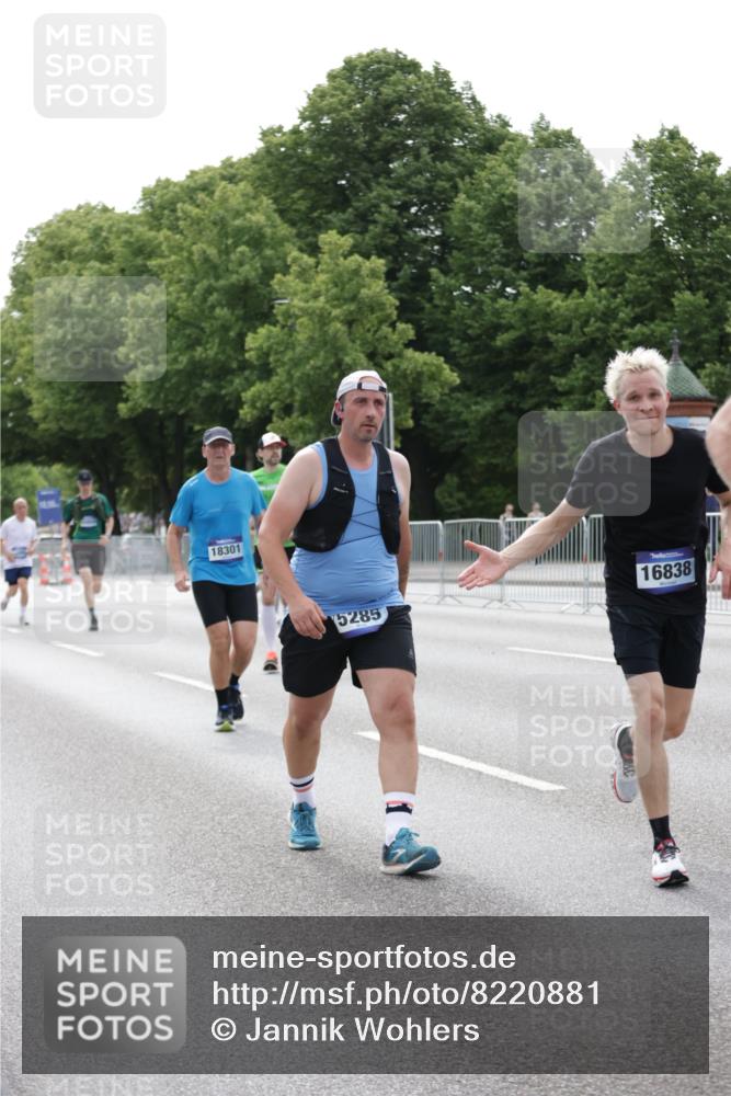 29.06.2025 - hella hamburg halbmarathon Jannik Wohlers http://msf.ph/oto/8220881 29.06.2025 10:27:19 Lombardsbrücke 2080, 3389, 5177, 5285, 6214, 7764, 7978, 8085, 9688, 10158, 10412, 10413, 12823, 13043, 13860, 14206, 15607, 16569, 16804, 16838, 17427, 17791, 18012, 18301, 18626 meine-sportfotos.de