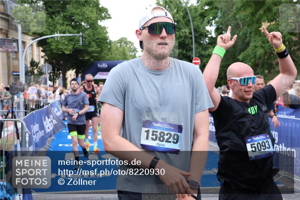 29.06.2025 - hella hamburg halbmarathon Zöllner http://msf.ph/oto/8220930 29.06.2025 10:52:17 Ziel 2397, 4419, 4837, 5032, 5087, 5482, 6164, 6897, 7896, 9074, 9082, 12135, 13726, 14248, 14300, 15275, 15446, 16003, 16320, 16591, 17033, 17130, 18475 meine-sportfotos.de