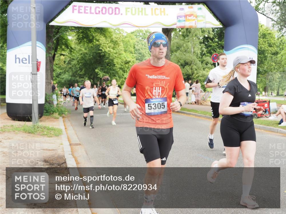 29.06.2025 - hella hamburg halbmarathon MichiJ http://msf.ph/oto/8220934 29.06.2025 10:48:46 Zwischen KM18-KM19 1188, 1726, 1823, 2582, 5299, 5305, 6602, 7636, 7658, 8730, 12125, 14574, 16128, 16145, 17383 meine-sportfotos.de
