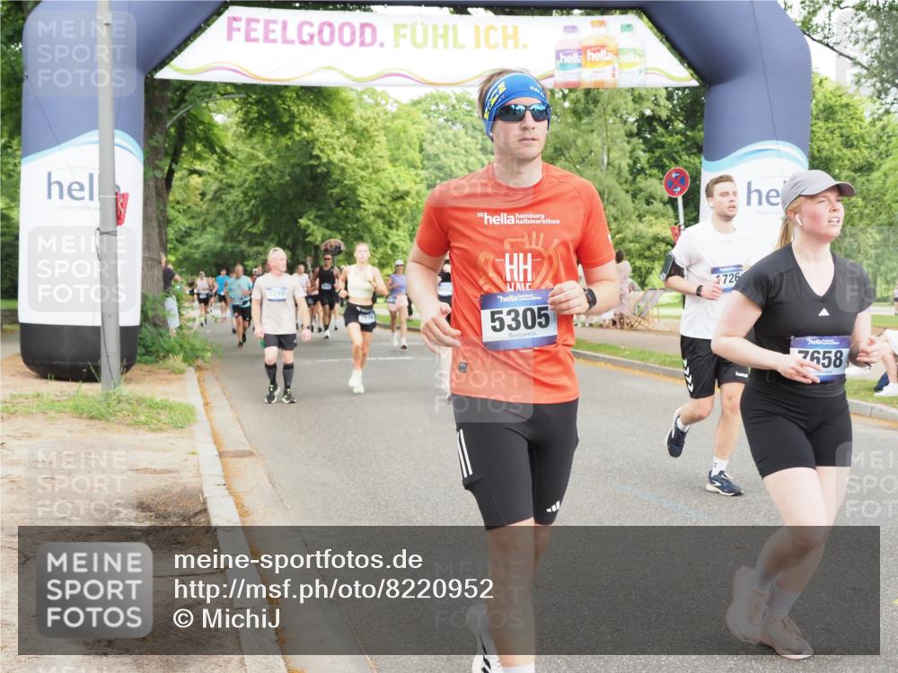 29.06.2025 - hella hamburg halbmarathon MichiJ http://msf.ph/oto/8220952 29.06.2025 10:48:46 Zwischen KM18-KM19 1188, 1726, 1823, 2582, 5299, 5305, 6602, 7636, 7658, 8730, 12125, 14574, 16128, 16145, 17383 meine-sportfotos.de