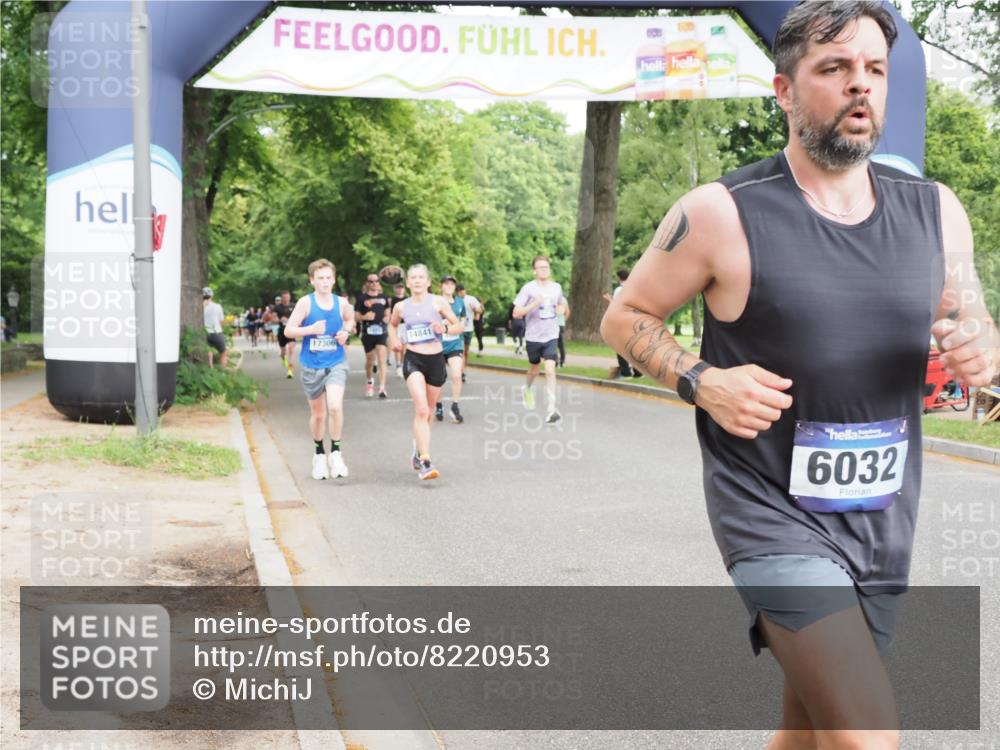 29.06.2025 - hella hamburg halbmarathon MichiJ http://msf.ph/oto/8220953 29.06.2025 10:24:21 Zwischen KM18-KM19 1562, 5554, 6032, 11559, 13419, 14603, 15115, 17306, 18220 meine-sportfotos.de