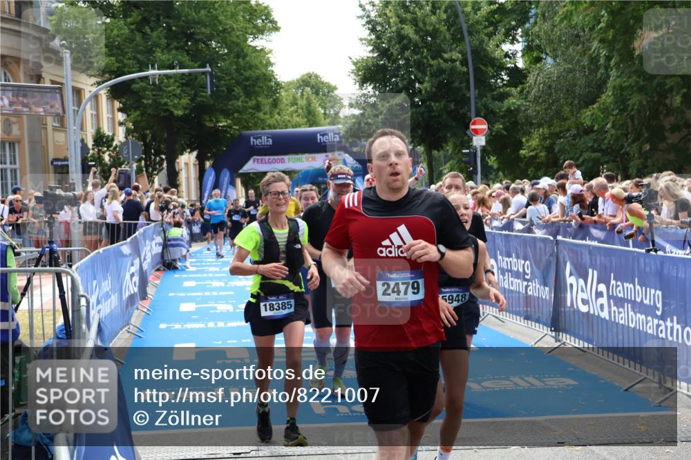 29.06.2025 - hella hamburg halbmarathon Zöllner http://msf.ph/oto/8221007 29.06.2025 11:26:16 Ziel 1005, 4166, 6736, 7945, 7980, 11248, 11989, 15948, 16504, 16541, 18172, 18385, 18661 meine-sportfotos.de