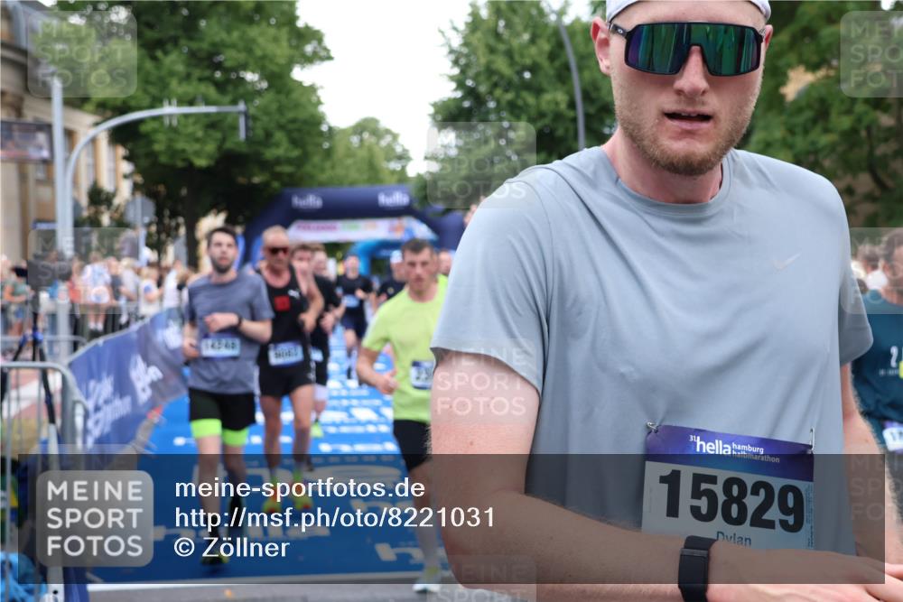 29.06.2025 - hella hamburg halbmarathon Zöllner http://msf.ph/oto/8221031 29.06.2025 10:52:17 Ziel 2397, 4419, 4837, 5032, 5087, 5482, 6164, 6897, 7896, 9074, 9082, 12135, 13726, 14248, 14300, 15275, 15446, 16003, 16320, 16591, 17033, 17130, 18475 meine-sportfotos.de