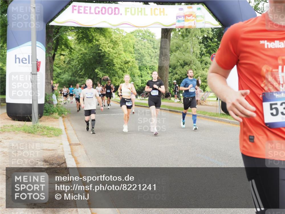 29.06.2025 - hella hamburg halbmarathon MichiJ http://msf.ph/oto/8221241 29.06.2025 10:48:47 Zwischen KM18-KM19 1726, 1823, 2582, 5299, 5305, 6602, 7636, 7658, 8730, 12125, 16128, 16145, 17383 meine-sportfotos.de
