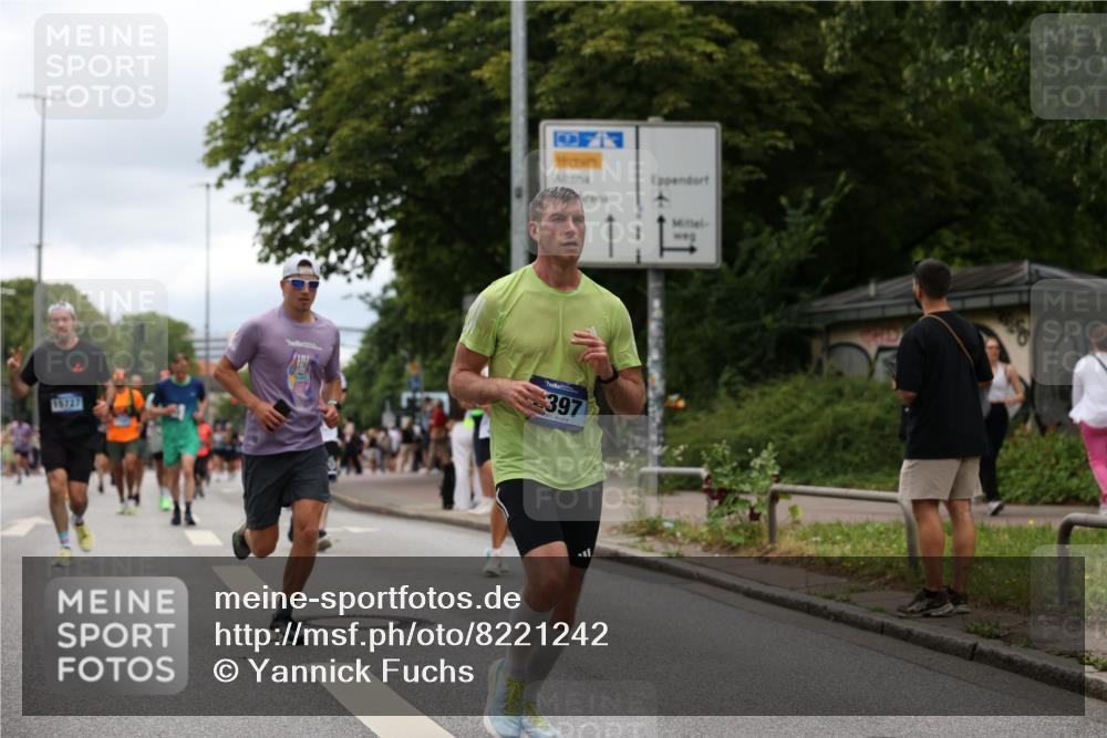 29.06.2025 - hella hamburg halbmarathon Yannick Fuchs http://msf.ph/oto/8221242 29.06.2025 10:46:05 20KM 2287, 2364, 2396, 2397, 2595, 2670, 2818, 4140, 4814, 5008, 5032, 5093, 5102, 5482, 6286, 6390, 6657, 7409, 7724, 7732, 8371, 8661, 8710, 8977, 9082, 9093, 9876, 10115, 11551, 11791, 12367, 12580, 13015, 13047, 13051, 13792, 14122, 14300, 14561, 15356, 15427, 15727, 15829, 15831, 16003, 16179, 16357, 16591, 17815, 17997, 18475, 18801, 18869, 18982 meine-sportfotos.de