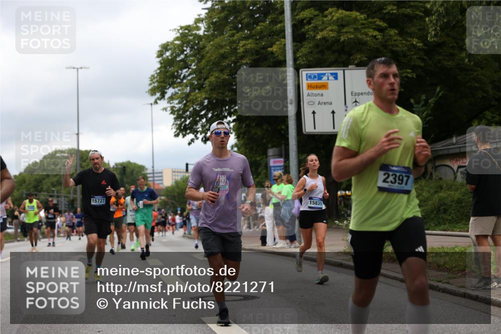 29.06.2025 - hella hamburg halbmarathon Yannick Fuchs http://msf.ph/oto/8221271 29.06.2025 10:46:05 20KM 2287, 2364, 2396, 2397, 2595, 2670, 2818, 4140, 4814, 5008, 5032, 5093, 5102, 5482, 6286, 6390, 6657, 7409, 7724, 7732, 8371, 8661, 8710, 8977, 9082, 9093, 9876, 10115, 11551, 11791, 12367, 12580, 13015, 13047, 13051, 13792, 14122, 14300, 14561, 15356, 15427, 15727, 15829, 15831, 16003, 16179, 16357, 16591, 17815, 17997, 18475, 18801, 18869, 18982 meine-sportfotos.de