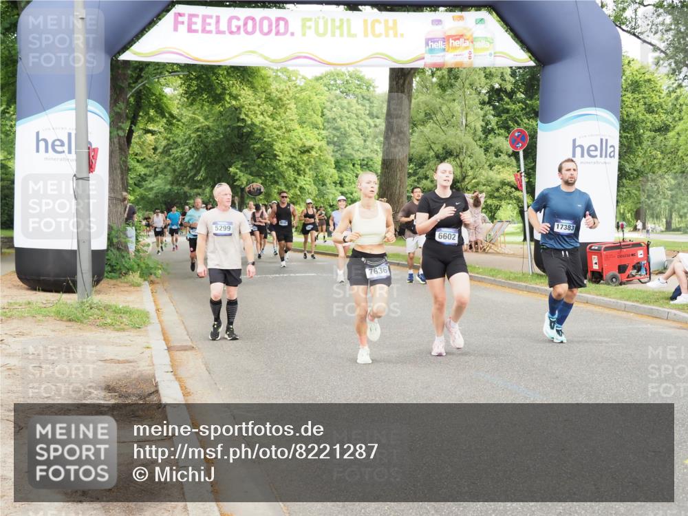 29.06.2025 - hella hamburg halbmarathon MichiJ http://msf.ph/oto/8221287 29.06.2025 10:48:48 Zwischen KM18-KM19 1726, 1823, 2582, 5299, 5305, 6602, 7636, 7658, 8730, 16128, 17383, 19242 meine-sportfotos.de