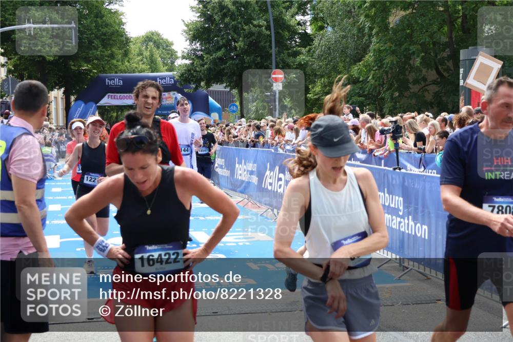 29.06.2025 - hella hamburg halbmarathon Zöllner http://msf.ph/oto/8221328 29.06.2025 11:26:31 Ziel 2959, 3817, 7919, 8144, 10687, 12210, 12381, 12537, 15102, 15114, 16676, 17238, 18507 meine-sportfotos.de