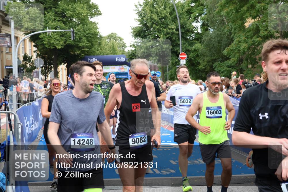 29.06.2025 - hella hamburg halbmarathon Zöllner http://msf.ph/oto/8221331 29.06.2025 10:52:20 Ziel 4140, 4419, 4587, 4837, 5032, 5087, 5482, 6164, 7896, 9074, 12135, 13707, 14300, 15275, 15446, 16003, 16591, 17130, 17773, 18475 meine-sportfotos.de