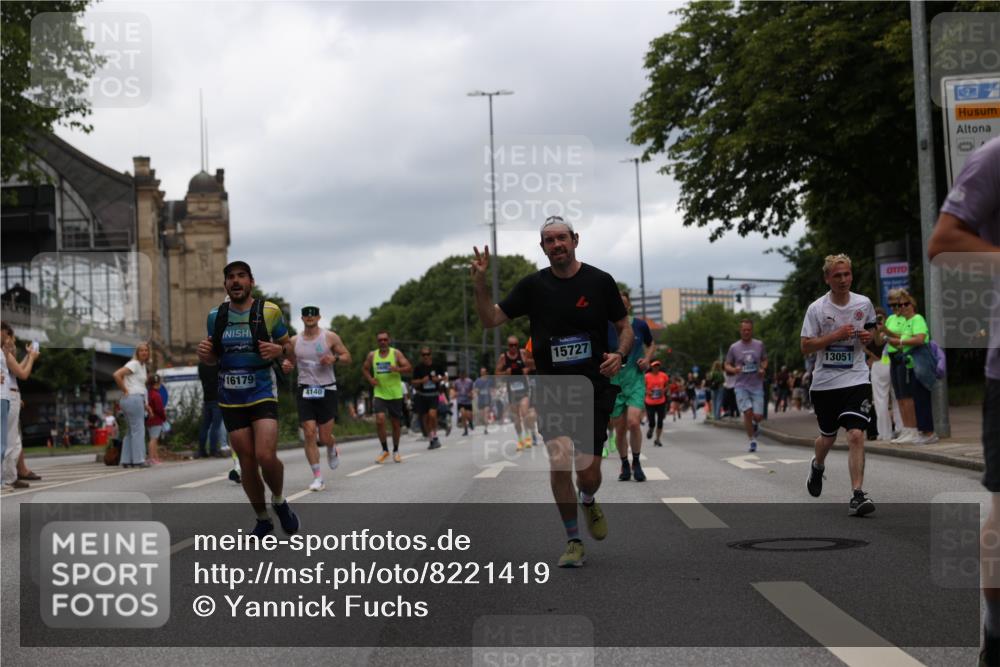 29.06.2025 - hella hamburg halbmarathon Yannick Fuchs http://msf.ph/oto/8221419 29.06.2025 10:46:06 20KM 2287, 2396, 2397, 2595, 2818, 4140, 4814, 5008, 5032, 5093, 5102, 5482, 6286, 6390, 6657, 7130, 7409, 7724, 7732, 8139, 8371, 8661, 8710, 8977, 9082, 9093, 9876, 10115, 11551, 11791, 12367, 12580, 13015, 13047, 13051, 13327, 13792, 14122, 14300, 14561, 15356, 15427, 15727, 15829, 15831, 16003, 16179, 16357, 16591, 17997, 18475, 18801, 18869, 18982 meine-sportfotos.de