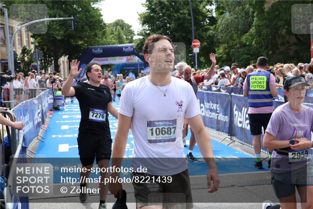 29.06.2025 - hella hamburg halbmarathon Zöllner http://msf.ph/oto/8221439 29.06.2025 11:26:41 Ziel 1477, 1853, 4819, 4829, 5929, 5930, 7276, 8297, 11999, 12305, 12592, 14499, 16565, 16566, 17414, 17804, 18105, 18825 meine-sportfotos.de